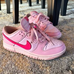 Triple Pink Nike Dunks